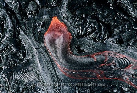 lava patterns - Hawaii Volcanoes National Park\nBig Island, Hawaii
